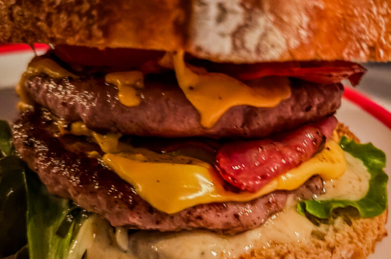 Der ultimative Double-Cheese-Burger 🍔